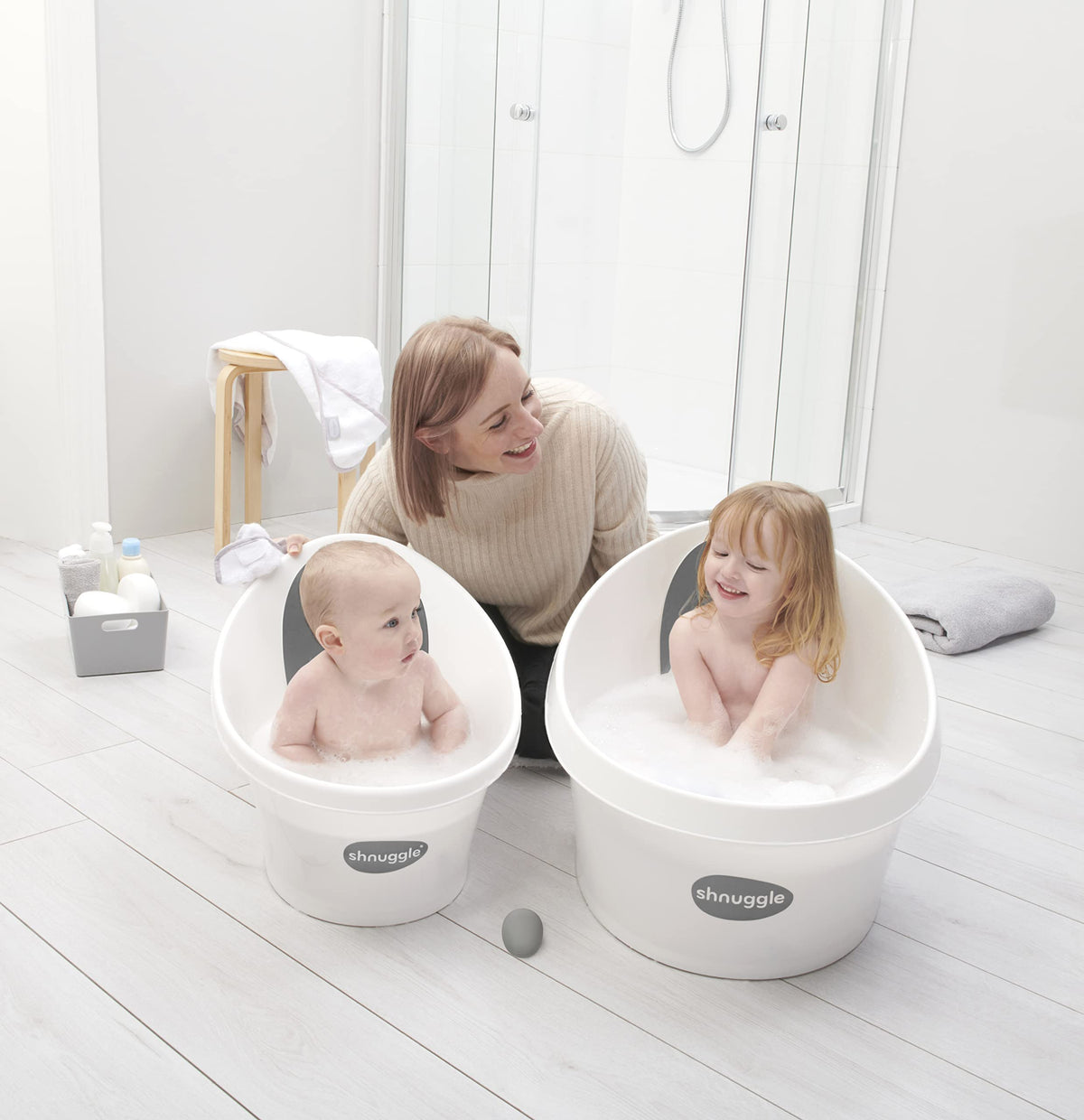 Shnuggle 7-Piece Baby and Toddler Bath Bundle