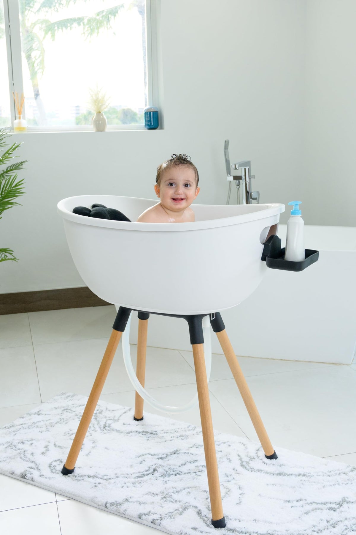 Standing Baby Bathtub